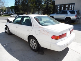 2000 TOYOTA CAMRY LE WHITE 3.0L AT Z17670